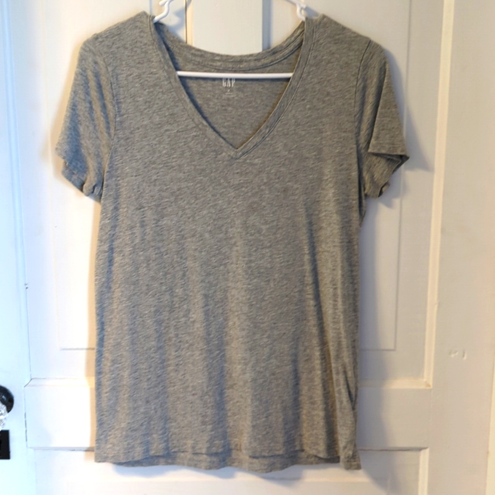 Gap favorite T